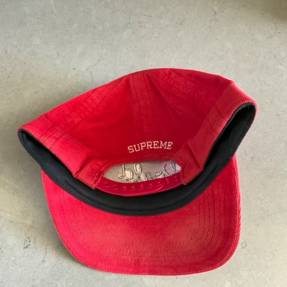 Supreme World Famous corduroy cap snapback Red/Navy - Picture 3 of 4